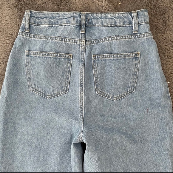 jeans - Picture 3 of 4